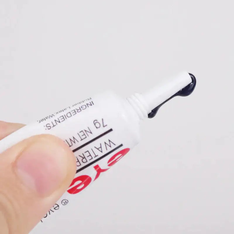 Long-Lasting Quick Dry Eyelash Glue Black & White