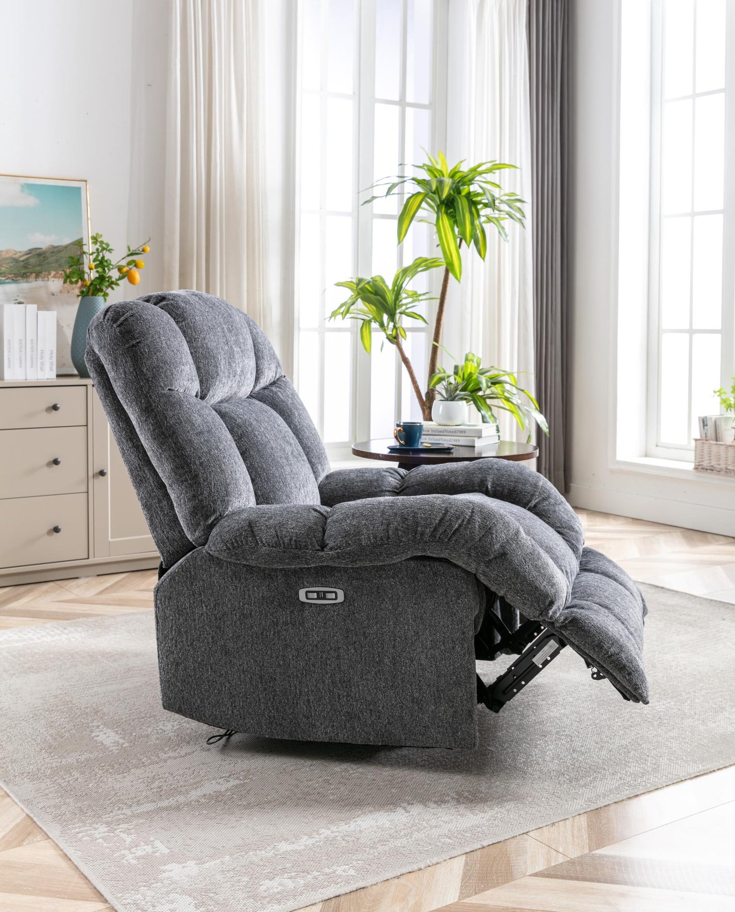 Electric sofa recliner with USB charging port