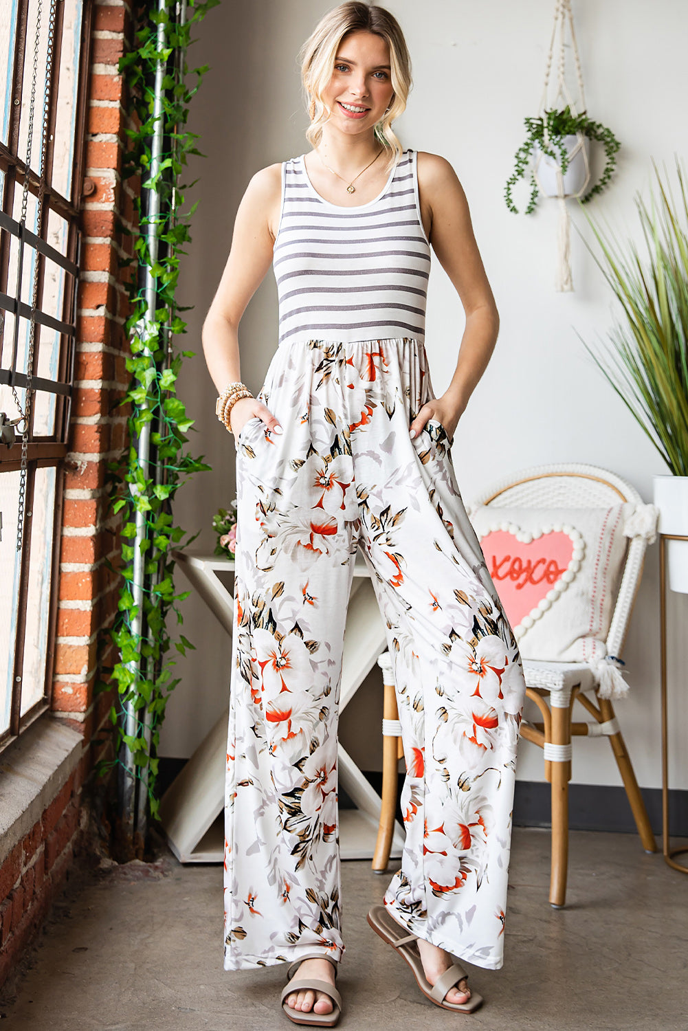 Striped Floral Pocket Sleeveless Jumpsuit With Pockets *