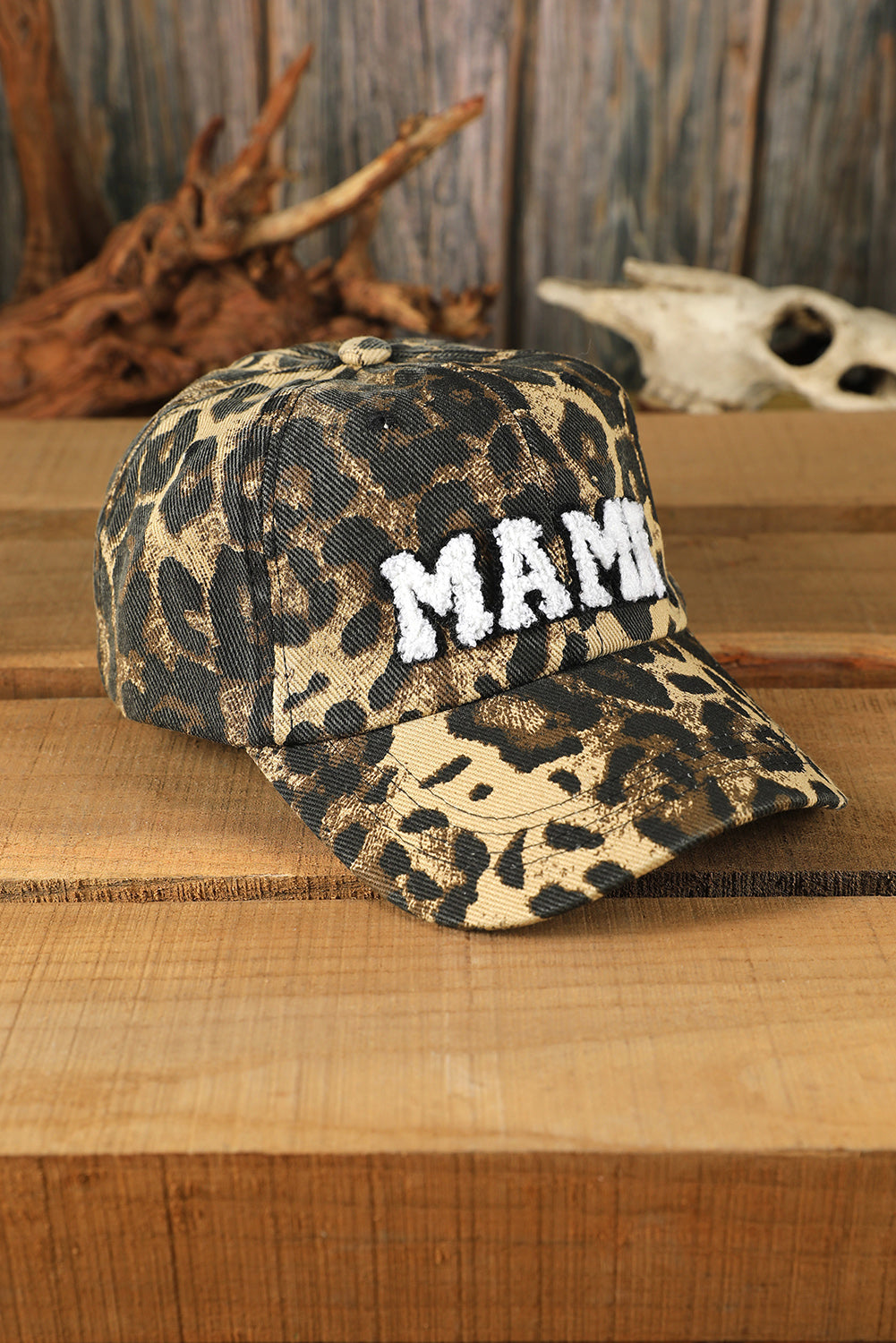 MAMA Letter Embroidered Baseball Cap *