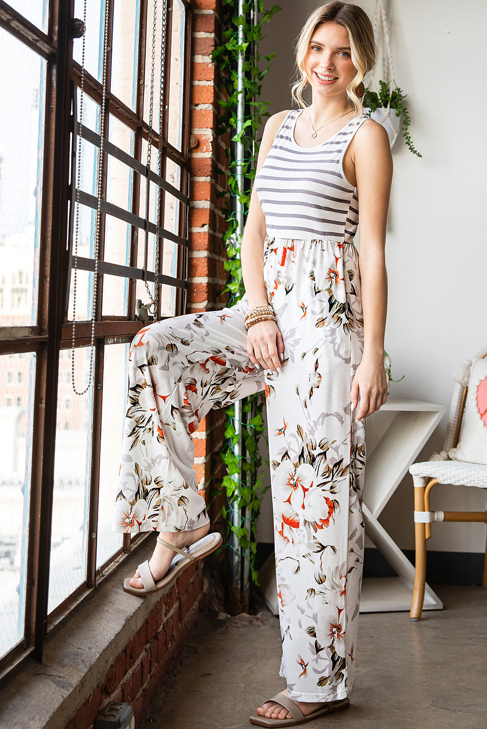 Striped Floral Pocket Sleeveless Jumpsuit With Pockets *