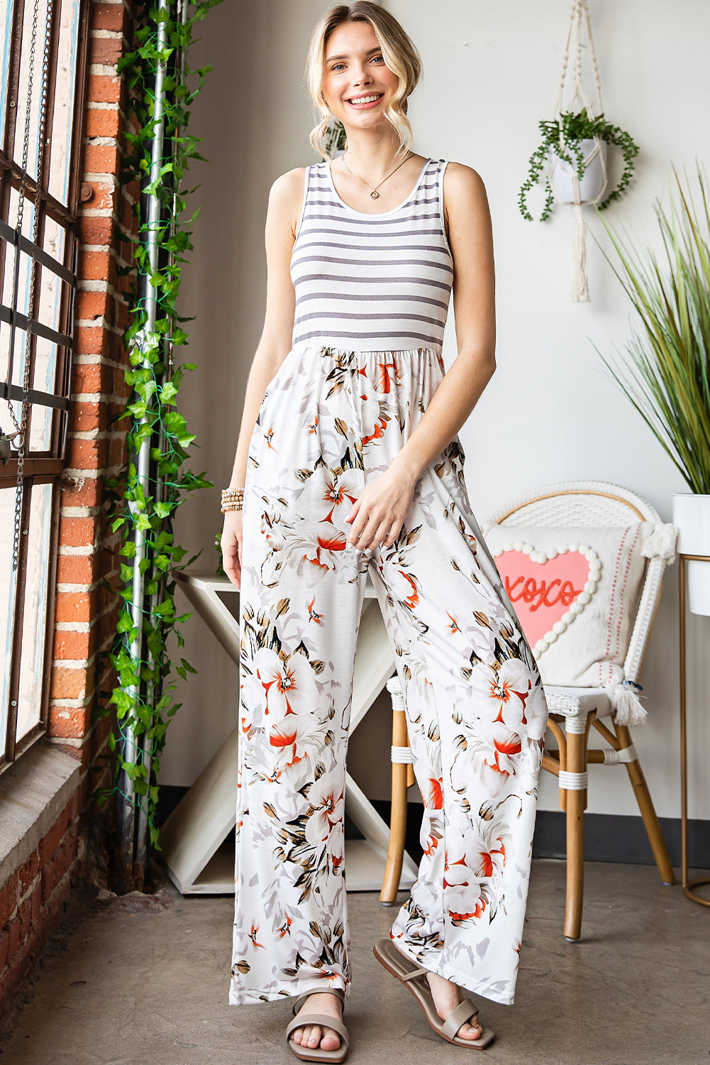 Striped Floral Pocket Sleeveless Jumpsuit With Pockets *