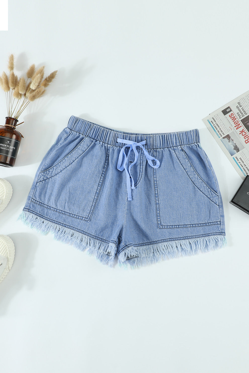 Casual Frayed Pocketed Denim Shorts *