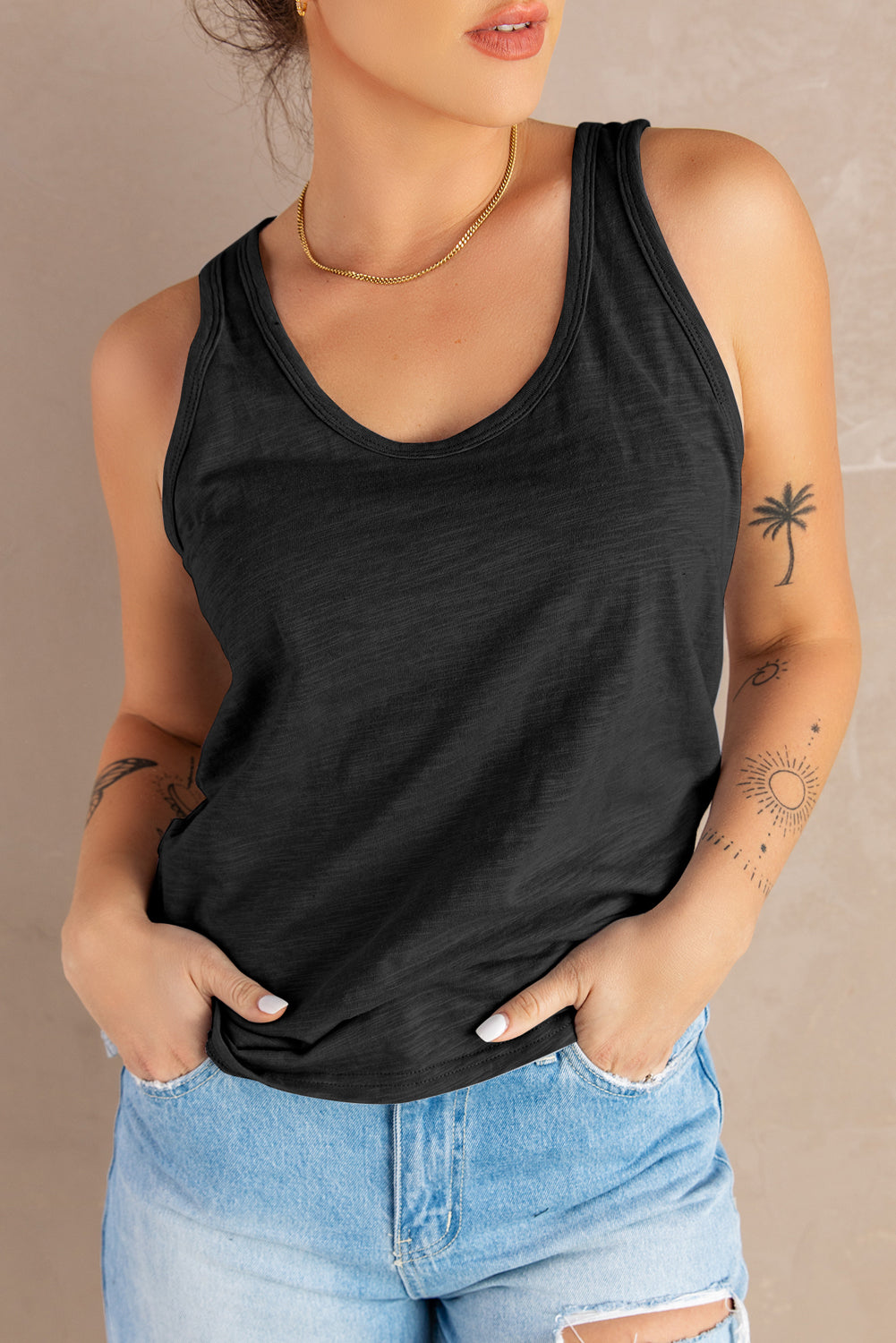 Basic Scoop Neck Solid Tank Top *