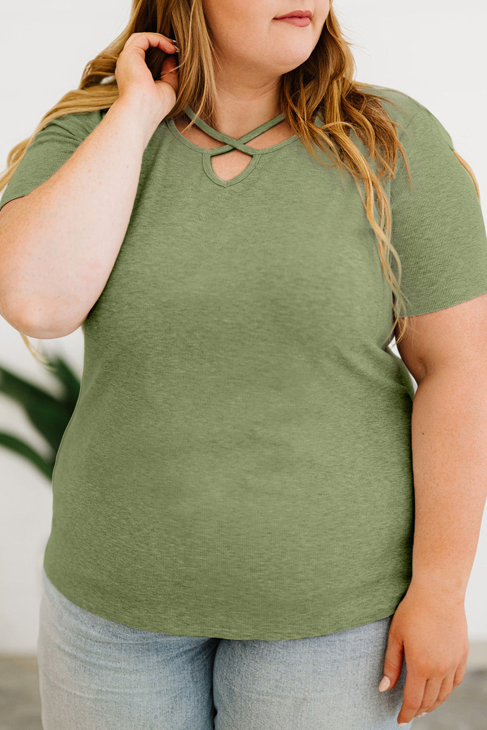 Army Green Casual Crisscross Ribbed Knit  Plus Size Tee *