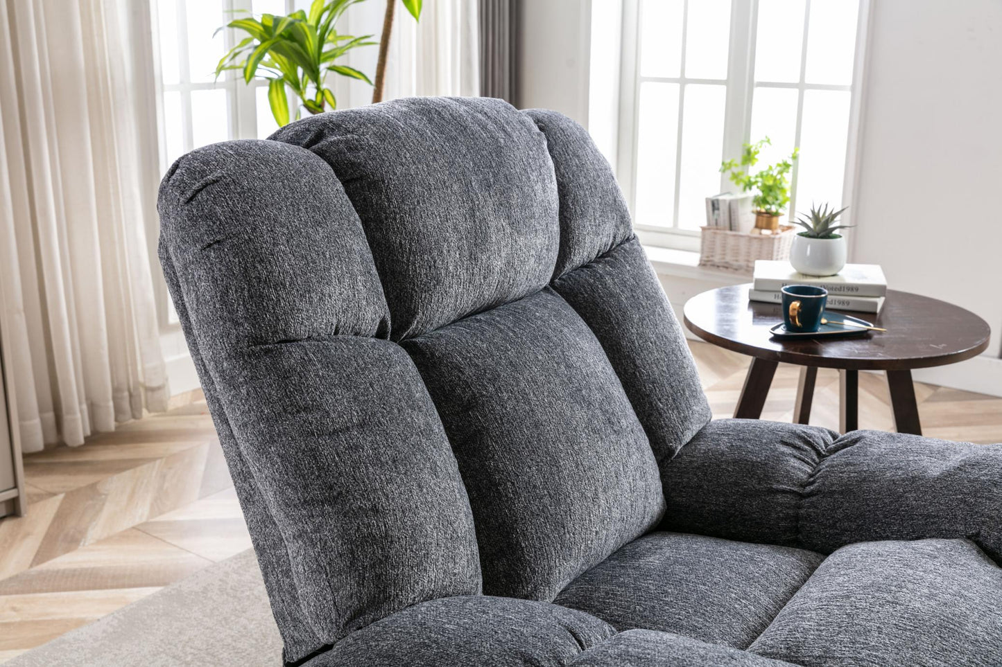 Electric sofa recliner with USB charging port