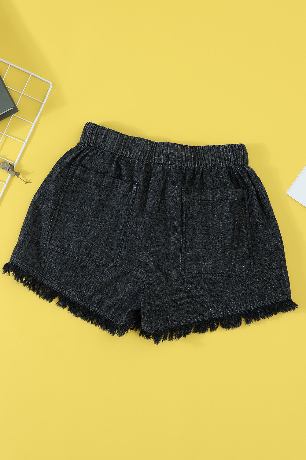 Casual Frayed Pocketed Denim Shorts *